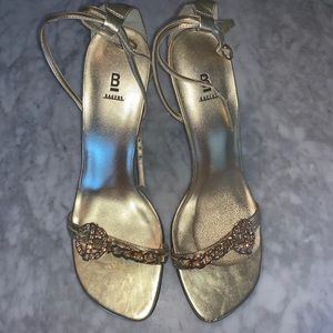 Gold chain high heels